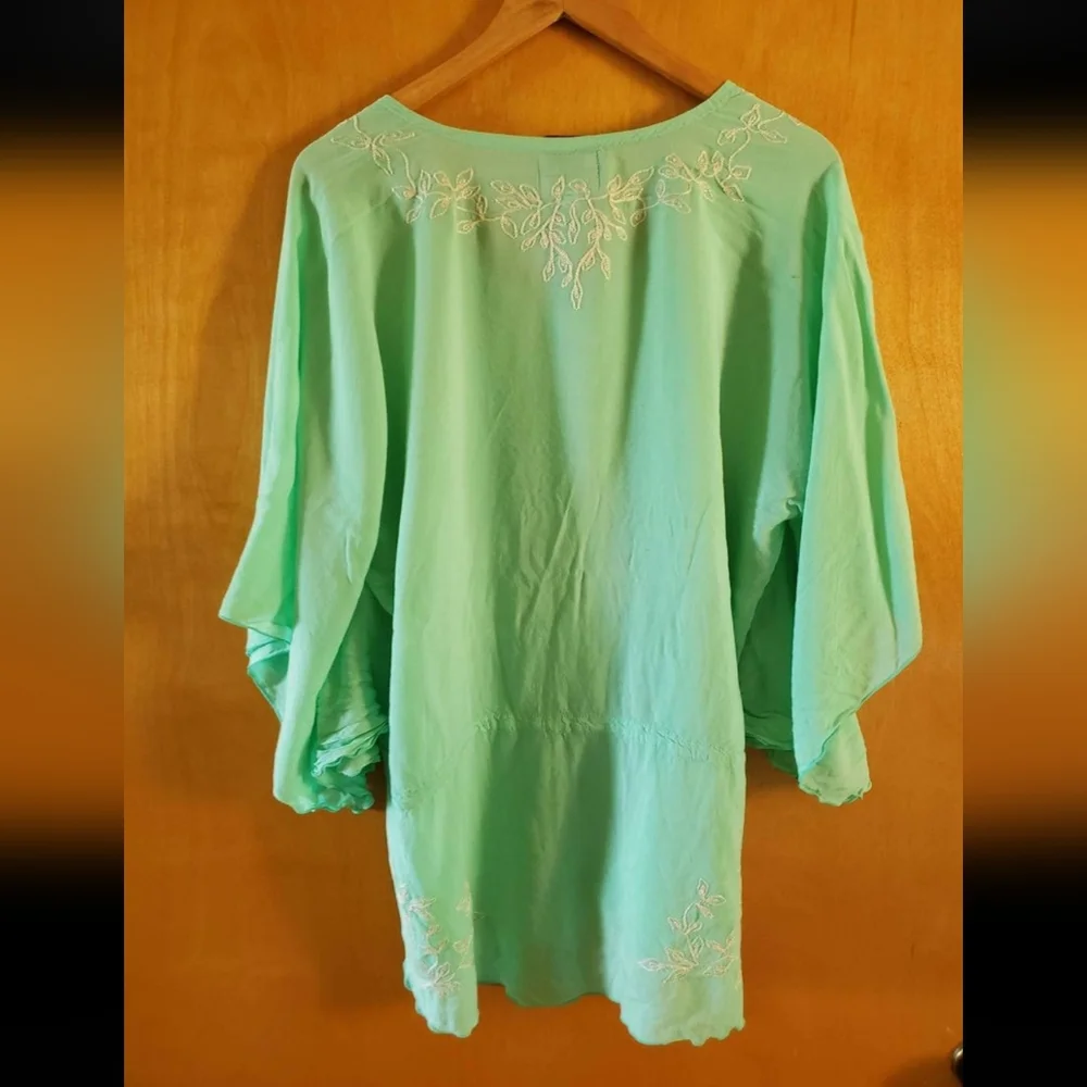 Gaya Embroidered Mint Kimono Top - Picture 6 of 7